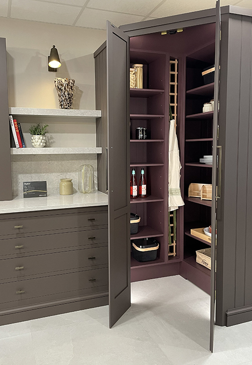 /live/news/wysiwyg/Shaker - Harvey Jones - Guildford 725.jpg