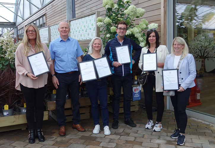 /live/news/wysiwyg/Simpsons Destination Garden Centre of the Year.JPG