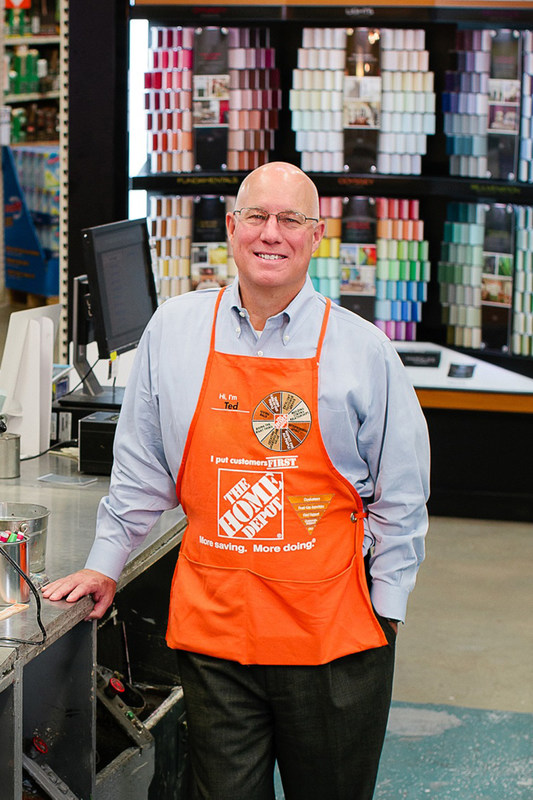 /live/news/wysiwyg/Ted_Decker_Home_Depot.jpg