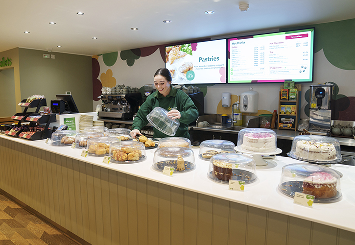 /live/news/wysiwyg/UNP Dobbies 47298 Moreton Park Refurbishment019.JPG