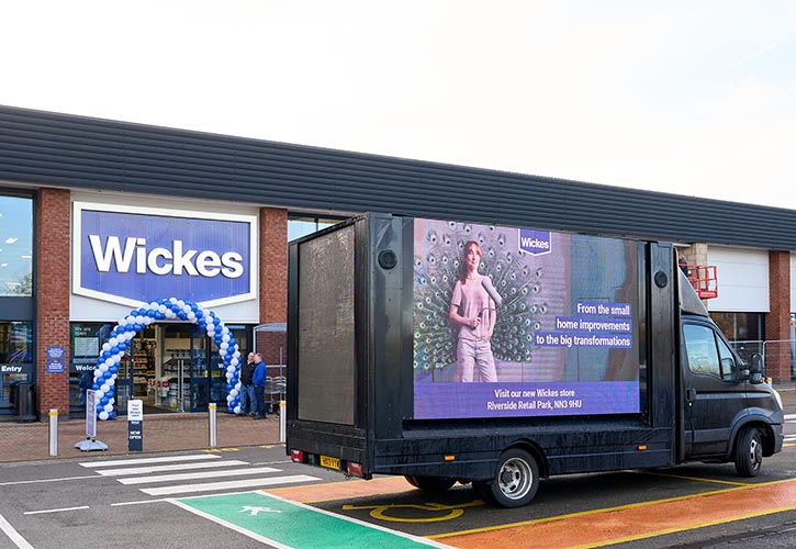 /live/news/wysiwyg/Wickes New Store Northampton van.jpg