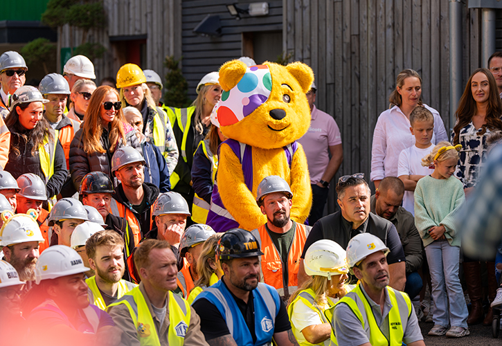 /live/news/wysiwyg/Wren DIY SOS Chester 2.jpg